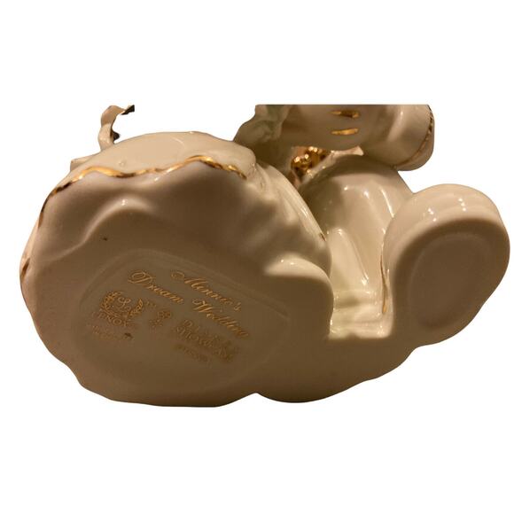 Lenox Disney Minnie's Dream Wedding Cake Topper Figurine Mickey Crystal Ring - Picture 10 of 11